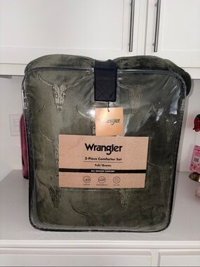 Wrangler Olive Green Comforter Set with Longhorn Skull Motif